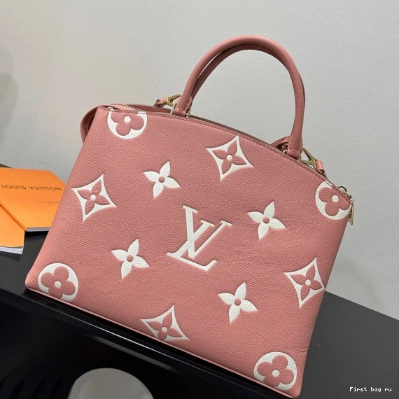 Frstbag ru LOUIS GRAND PALAIS VUITTON 0801